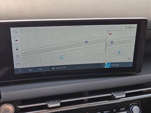 Used 2025 Hyundai Tucson Limited FWD image 12
