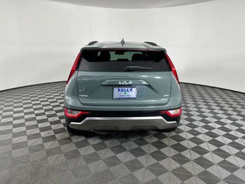 Used 2023 Kia Niro EX Touring FWD image 6