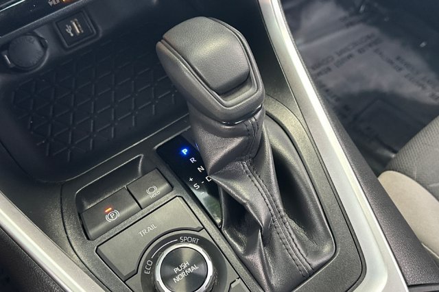 Certified 2024 Toyota RAV4 XLE AWD/4WD image 26