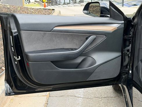 Used 2023 Tesla Model 3 Standard Range image 28