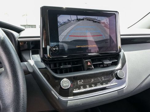 Used 2024 Toyota Corolla LE FWD image 30