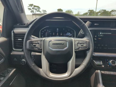 Used 2025 GMC Sierra 2500 Denali AWD/4WD image 16