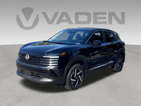 Used 2025 Nissan Kicks SV FWD image 3