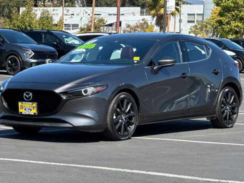 Used 2022 MAZDA MAZDA3 s image 11