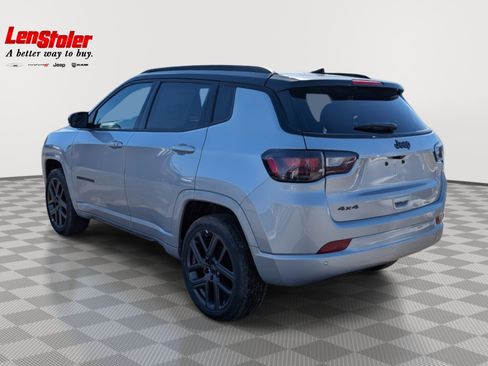 New 2025 Jeep Compass Limited w/ High Altitude Package image 2