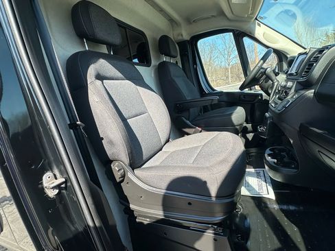 Used 2023 RAM ProMaster 2500 image 15