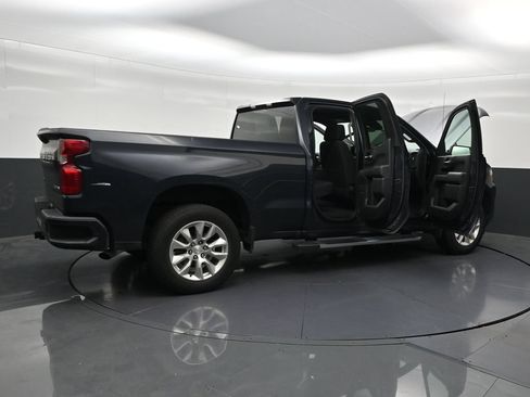 Used 2023 Chevrolet Silverado 1500 Custom RWD image 31