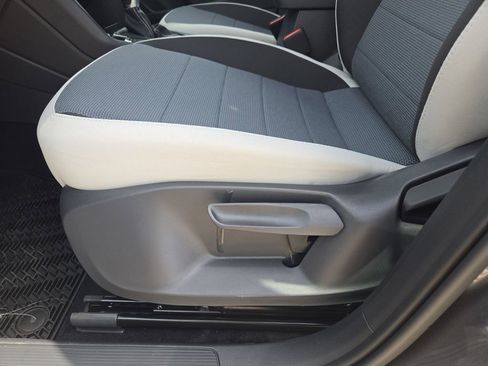 New 2026 Volkswagen Taos S FWD image 18