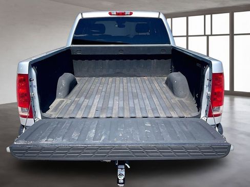 Used 2010 GMC Sierra 1500 SLE w/ Power Pack Plus RWD image 7