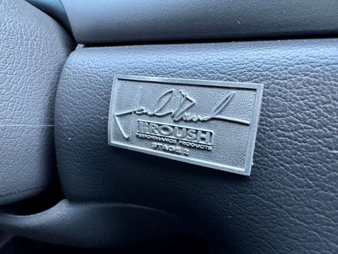 Used 2001 Ford Mustang GT RWD image 3