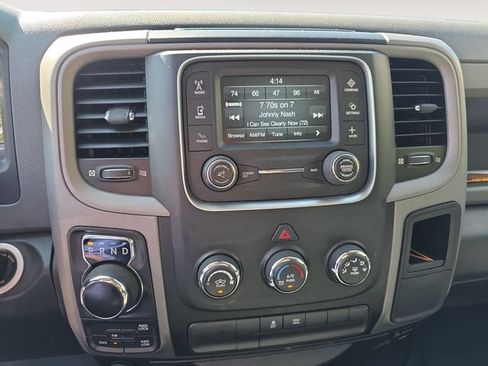 Used 2017 RAM 1500 Express AWD/4WD image 10