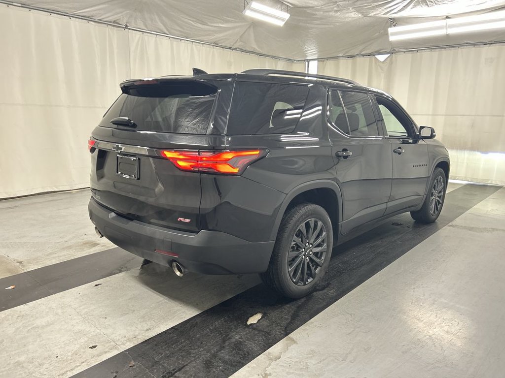 Certified 2023 Chevrolet Traverse RS w/ LPO, Floor Liner Package FWD image 2