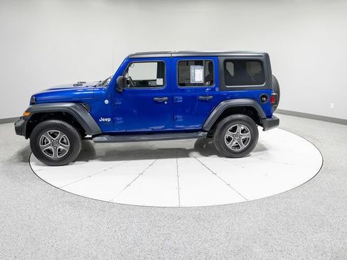 Used 2019 Jeep Wrangler Unlimited Sport S AWD/4WD image 29