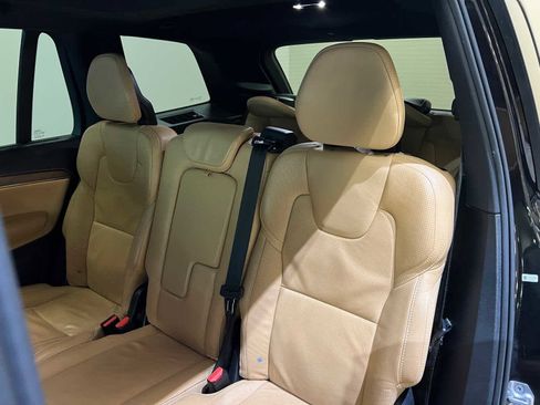 Used 2017 Volvo XC90 T6 Inscription w/ Vision Package image 13