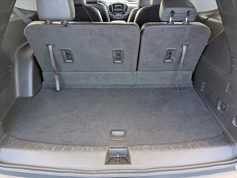 Used 2019 Chevrolet Traverse LT w/ LT Premium Package image 6
