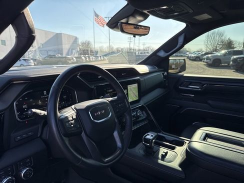 Used 2022 GMC Sierra 1500 AT4X image 17