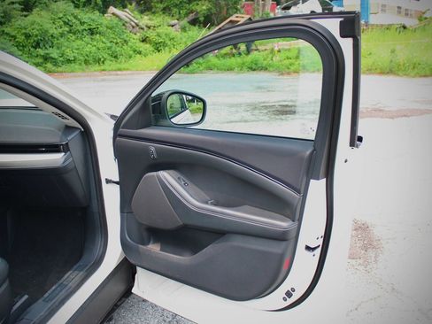 Used 2023 Ford Mustang Mach-E Select RWD image 20