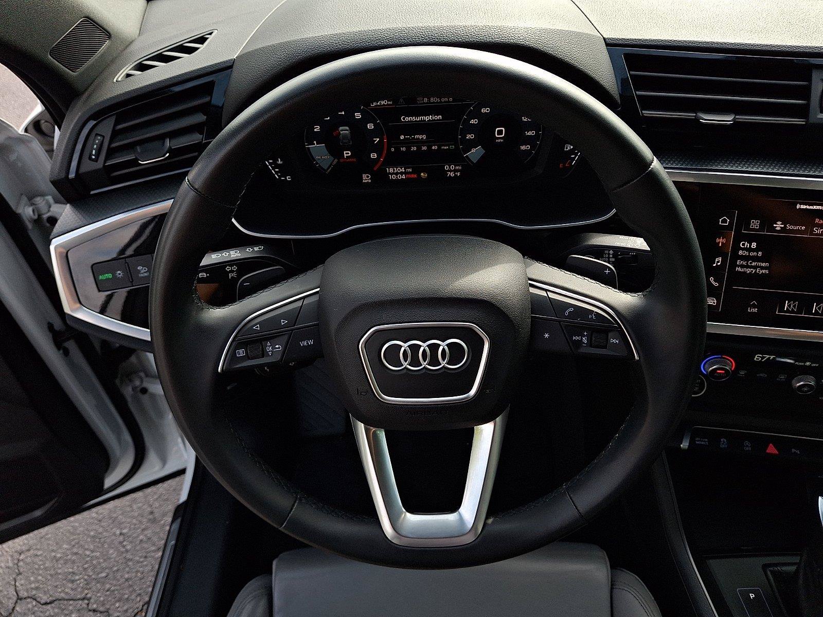 Used 2023 Audi Q3 2.0T Premium w/ Black Optic Sport Package AWD/4WD image 19