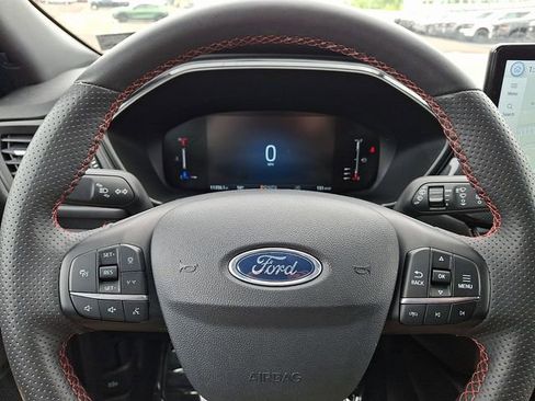 Used 2023 Ford Escape ST-Line Select w/ Tech Pack #1 AWD/4WD image 18