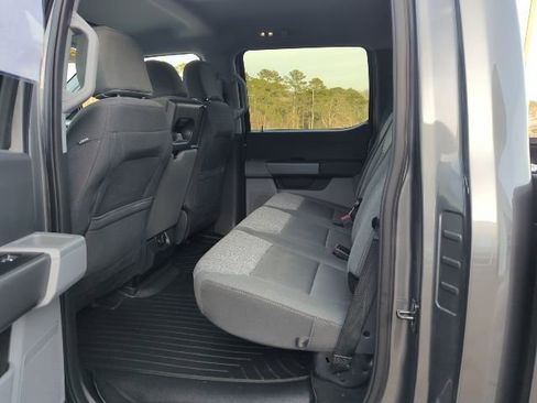 Used 2025 Ford F250 XLT image 17