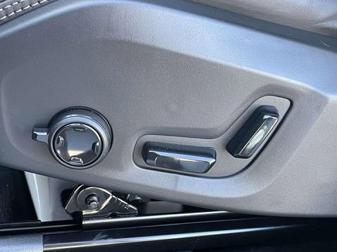 New 2026 Volvo XC90 T8 Ultra image 8