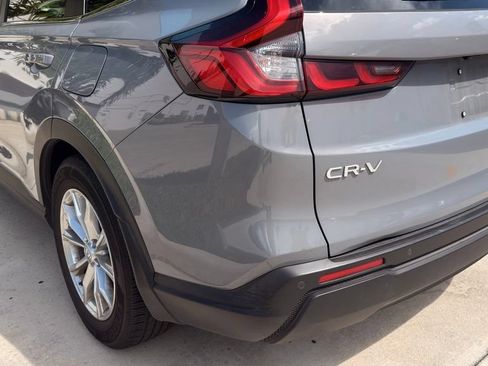 Used 2025 Honda CR-V EX-L image 7