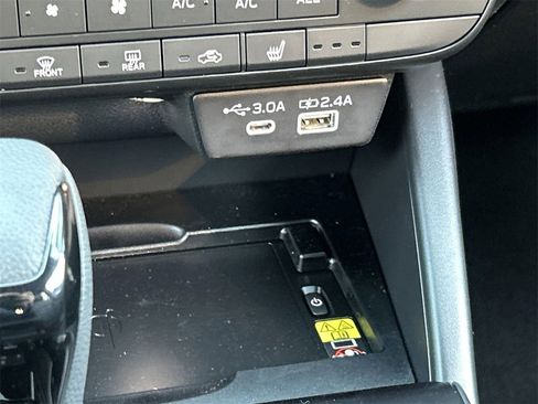 New 2026 Subaru Outback Premium image 25