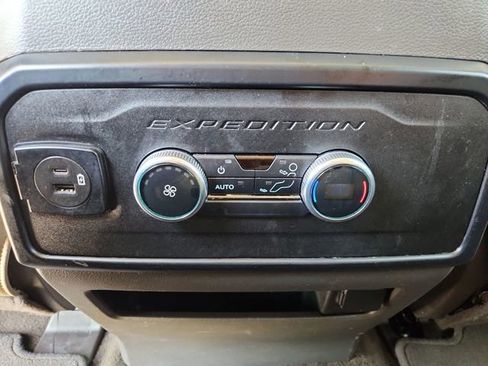 Used 2021 Ford Expedition XLT image 20