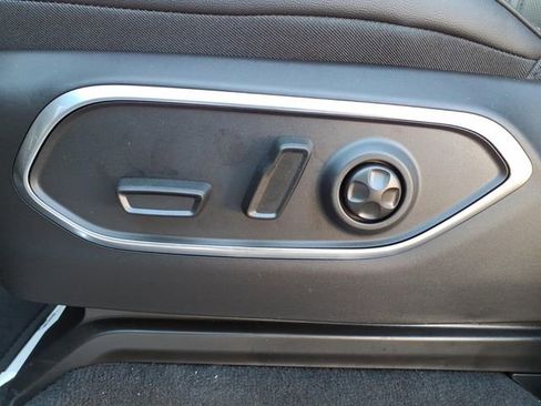 New 2026 Jeep Grand Wagoneer L image 15