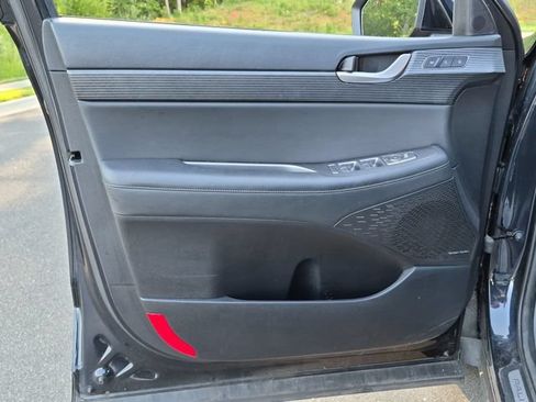 Used 2023 Hyundai Palisade Limited AWD/4WD image 12