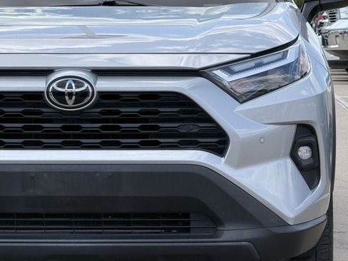 Used 2023 Toyota RAV4 XLE Premium FWD image 9