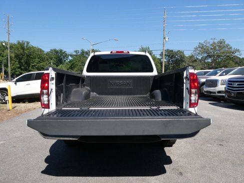 Used 2013 Nissan Frontier S RWD image 7