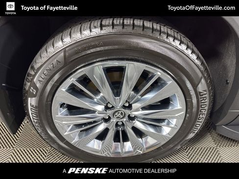 Certified 2026 Toyota Grand Highlander AWD image 16