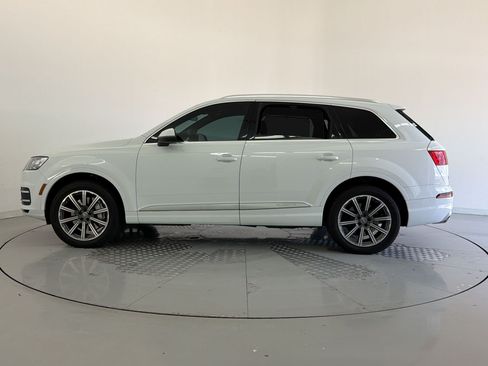 Used 2017 Audi Q7 3.0T Premium Plus w/ Premium Plus Package AWD/4WD image 2