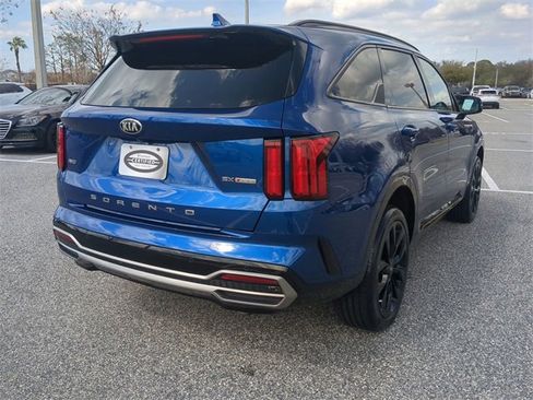 Used 2021 Kia Sorento SX image 4