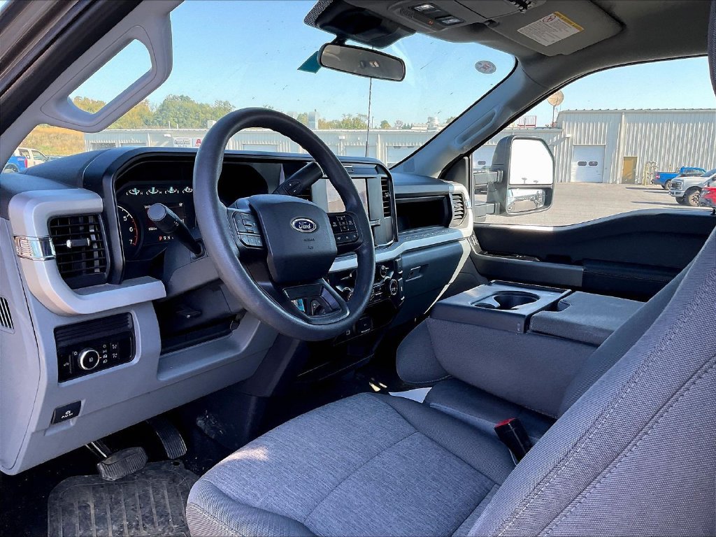 Used 2026 Ford F250 XL w/ STX Appearance Package AWD/4WD image 5