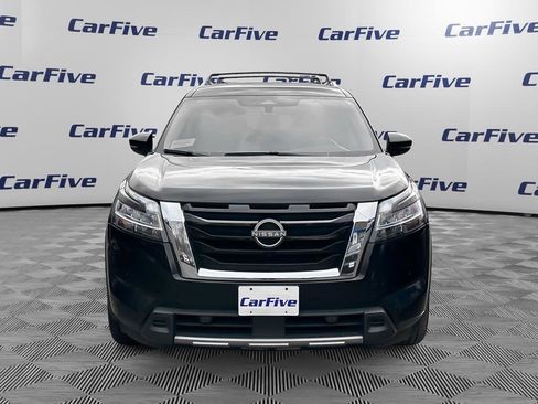 Used 2023 Nissan Pathfinder SL image 9