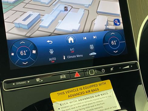 Used 2026 Mercedes-Benz GLC 300 4MATIC image 27