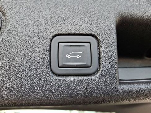 Certified 2024 Chevrolet Equinox LT image 30