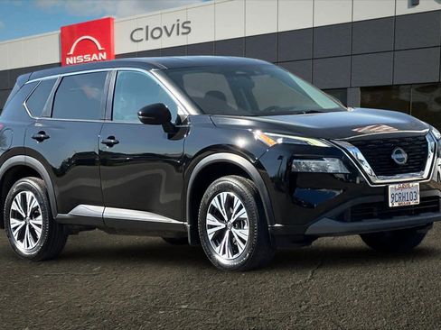 Used 2022 Nissan Rogue SV image 10