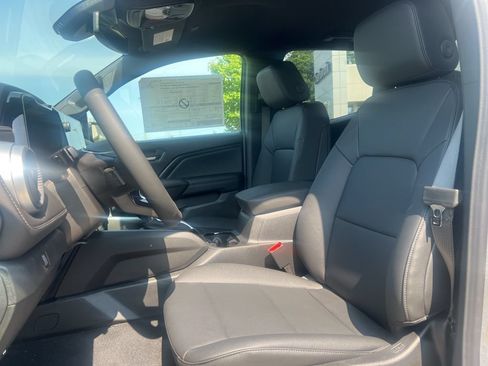 New 2025 Chevrolet Colorado LT w/ LT Convenience Package AWD/4WD image 20