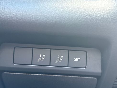 Used 2025 MAZDA CX-30 AWD 2.5 S w/ Preferred Package image 16