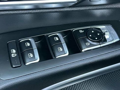 Used 2022 Kia Telluride SX w/ SX Prestige Package image 14