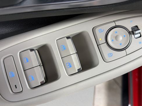 Used 2025 Hyundai Sonata SEL FWD image 15