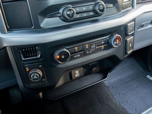 Used 2022 Ford F150 XLT image 31