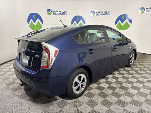 Used 2014 Toyota Prius Four image 9