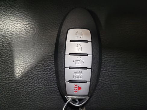 Used 2020 Nissan Altima 2.5 SR FWD image 32