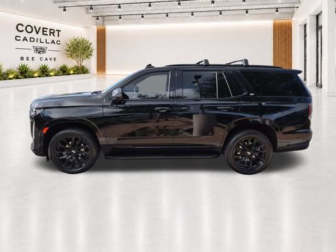 Used 2024 Cadillac Escalade Sport w/ LPO, ONYX Package AWD/4WD image 9