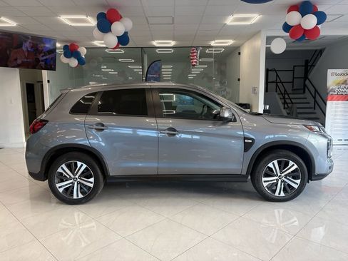 Used 2025 Mitsubishi Outlander Sport ES AWD/4WD image 5