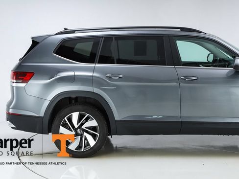 Used 2025 Volkswagen Atlas SE w/ Panoramic Sunroof Package FWD image 51